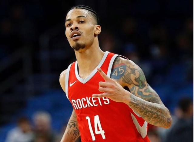 长传与直塞 长传与直塞